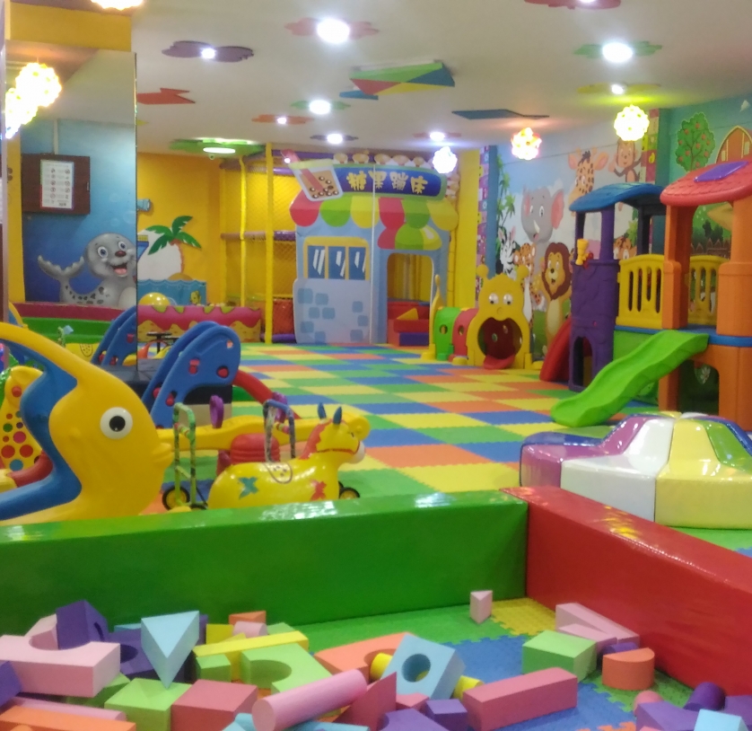 Little World International Play School Daycare Centre Details, Fees